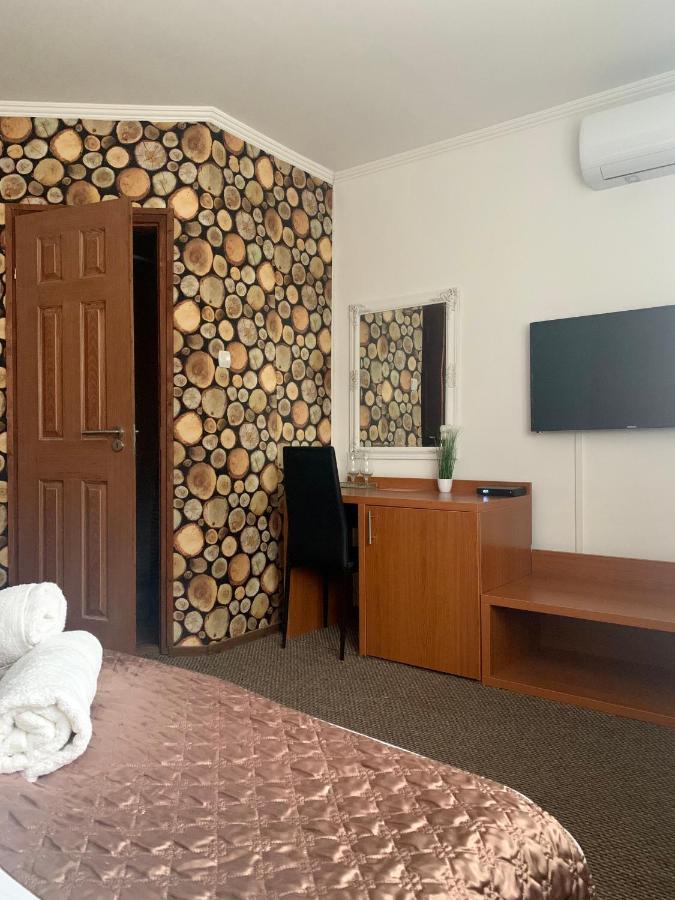Dorottya Vendeghaz Hotel มิชโคลซ์ ภายนอก รูปภาพ
