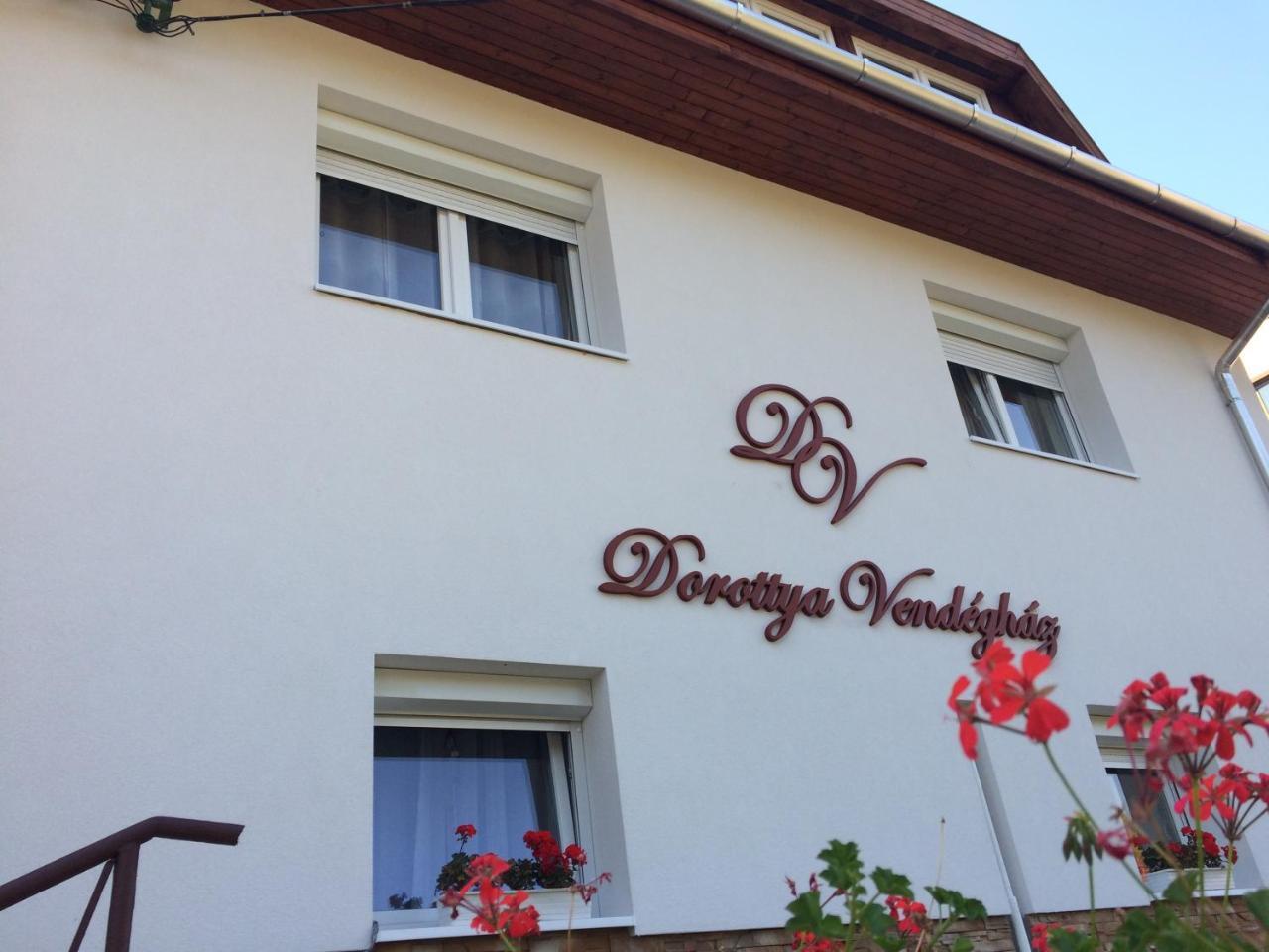 Dorottya Vendeghaz Hotel มิชโคลซ์ ภายนอก รูปภาพ